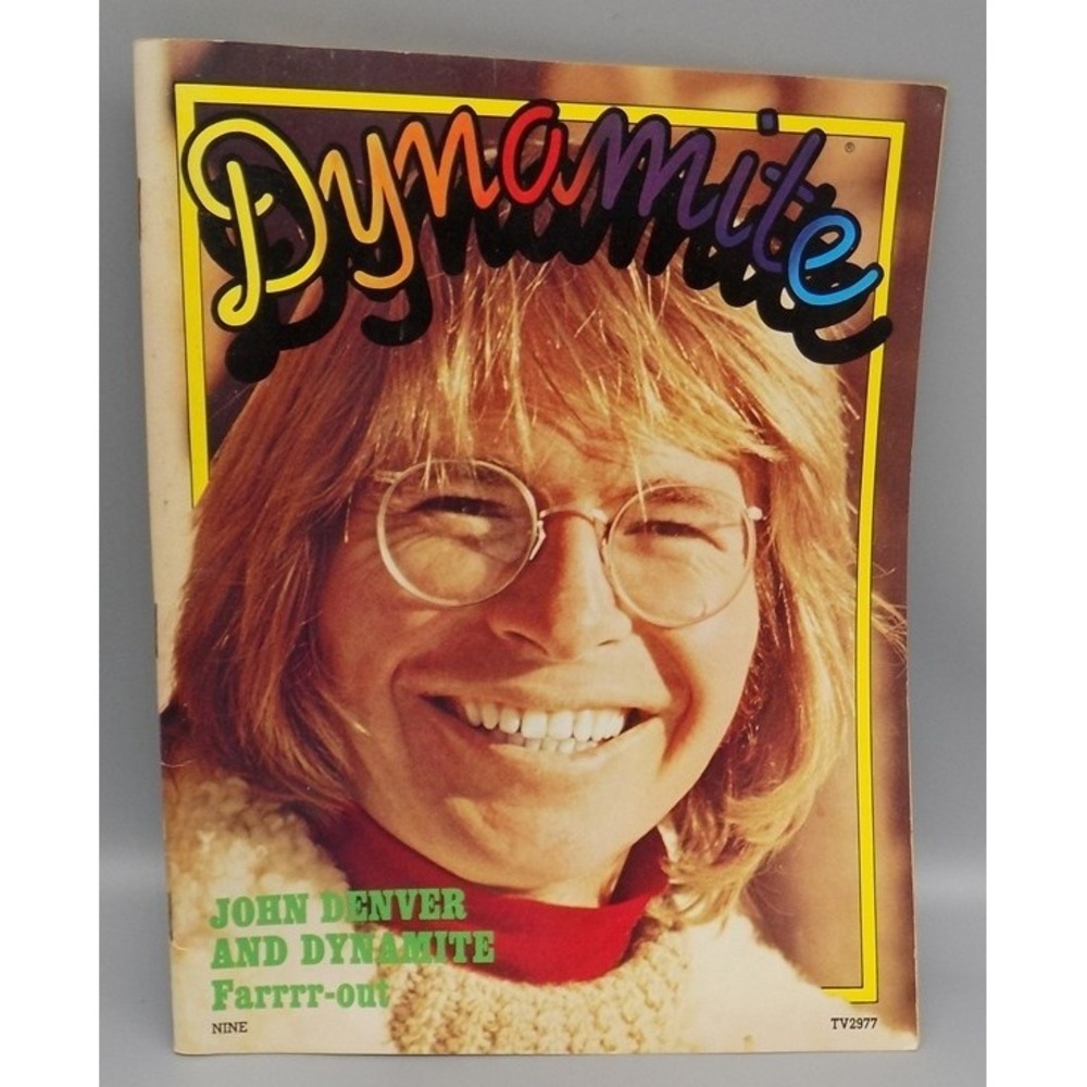 Dynamite Magazine Issue 9 w/ Fantastic Four Poster John Denver Marvel 1975